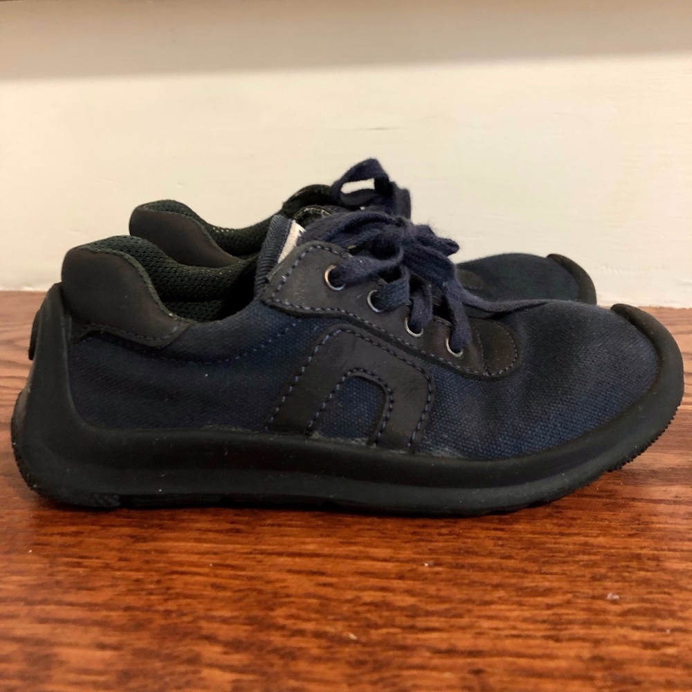 Naturino Walking Shoes size 12